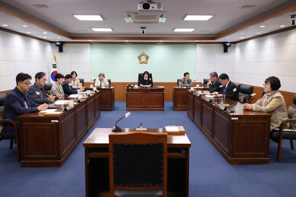 제356회 동해시의회 임시회 제1차 예결특위, 1차 윤리특위_0