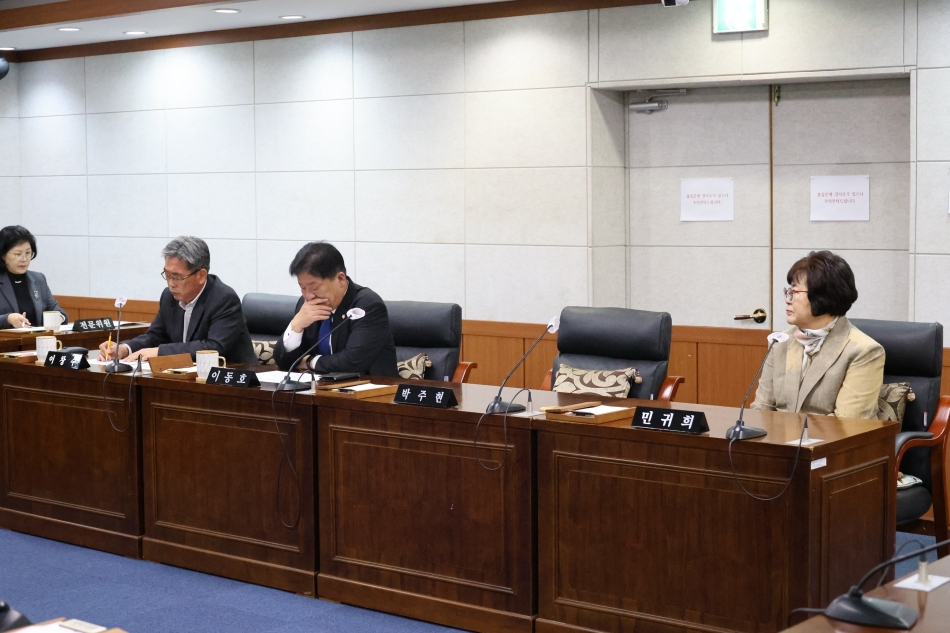 제356회 동해시의회 임시회 제1차 예결특위, 1차 윤리특위_3