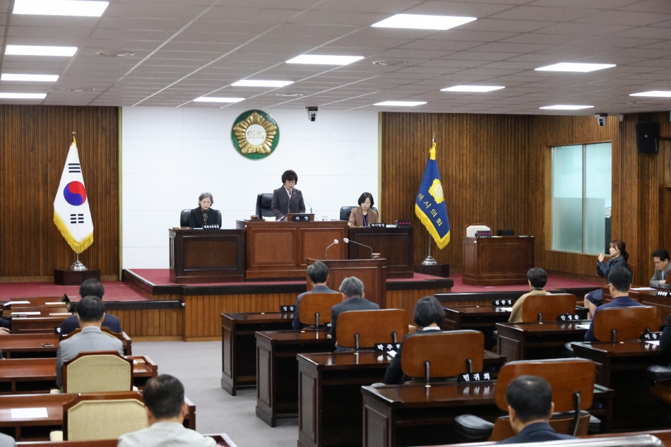 제356회 동해시의회 임시회 제2차 본회의_1