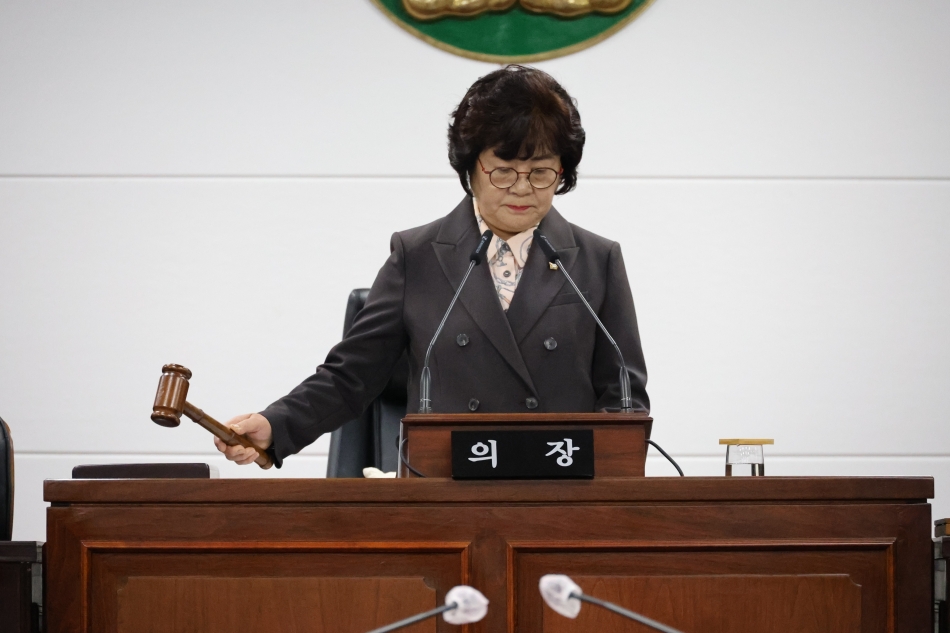 제356회 동해시의회 임시회 제2차 본회의_4