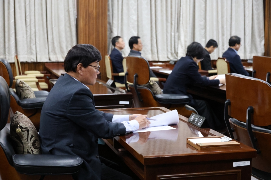 제359회 동해시의회 임시회 제1차 본회의_10